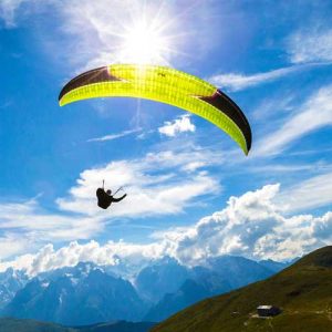 پرواز با پاراگلایدر