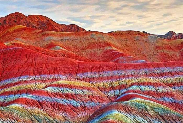 تپه های آلاداغ لار