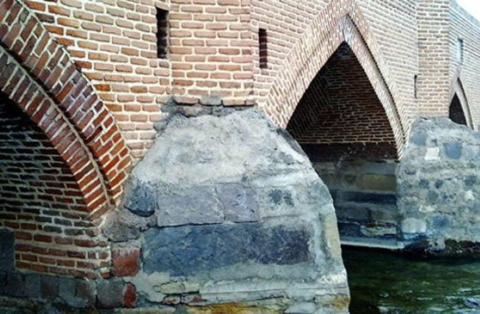 پل هفت چشمه