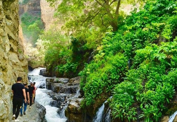 آبشار هفت چشمه کجاست؟ 