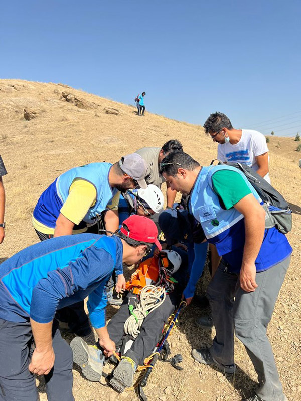 دوره عملیات امداد و نجات در کوهستان