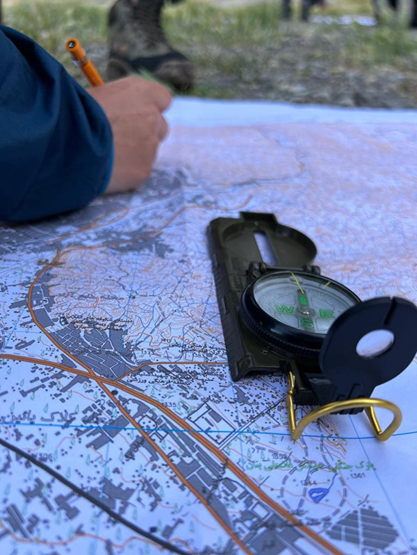 کارگاه آموزشی نقشه خوانی و کار با قطب نما